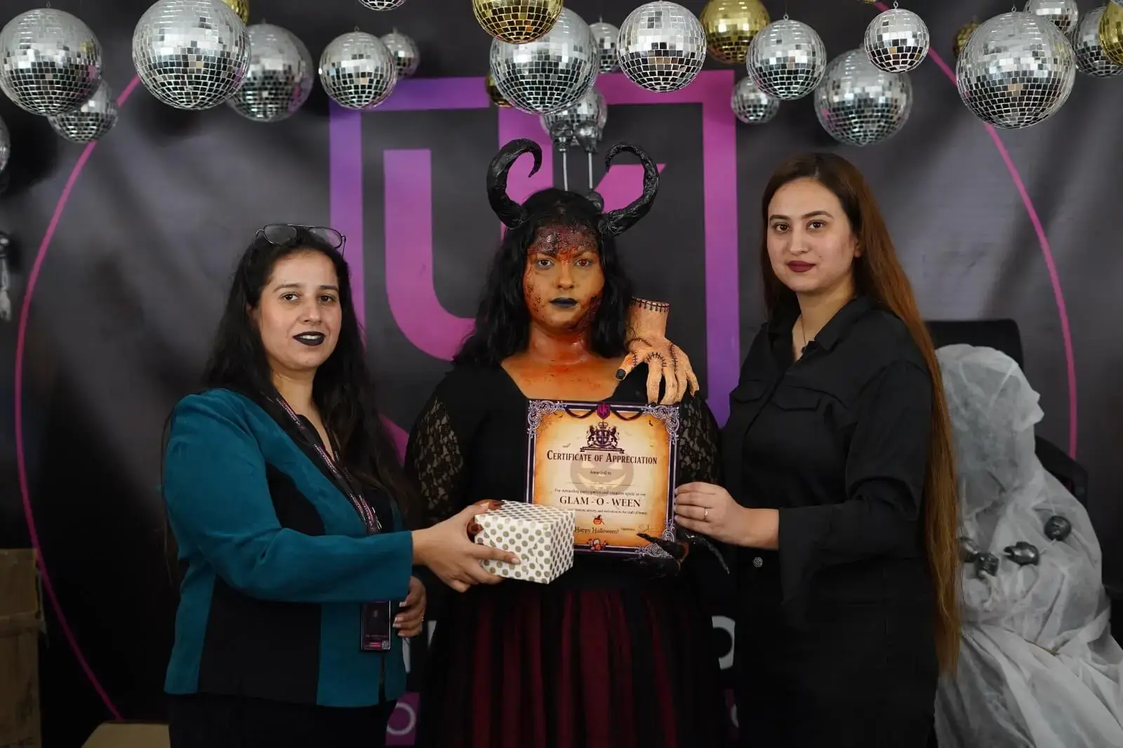 Hall-O-Ween Makeup Look 1